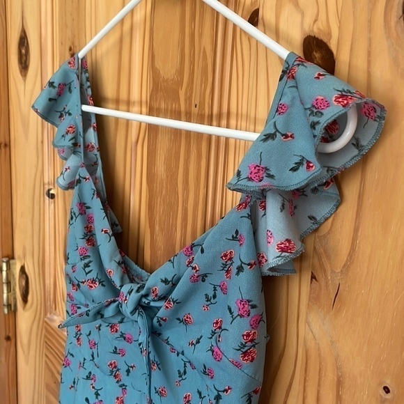 Shein Knot Front Ruffle Trim Floral Dress - Picture 3 of 10